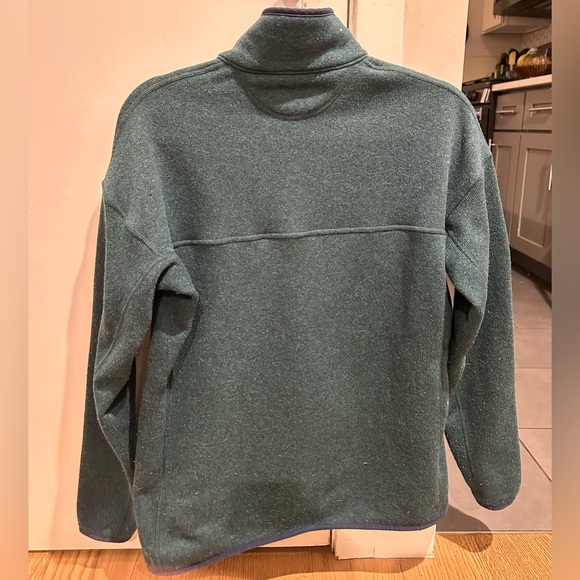 Patagonia Green Fleece - Picture 3 of 3